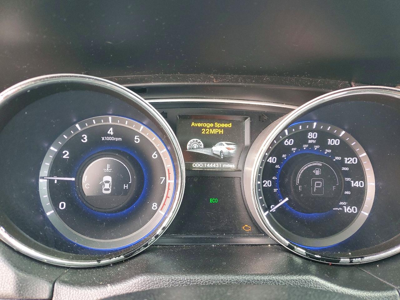 2014 HYUNDAI SONATA SE photo 9