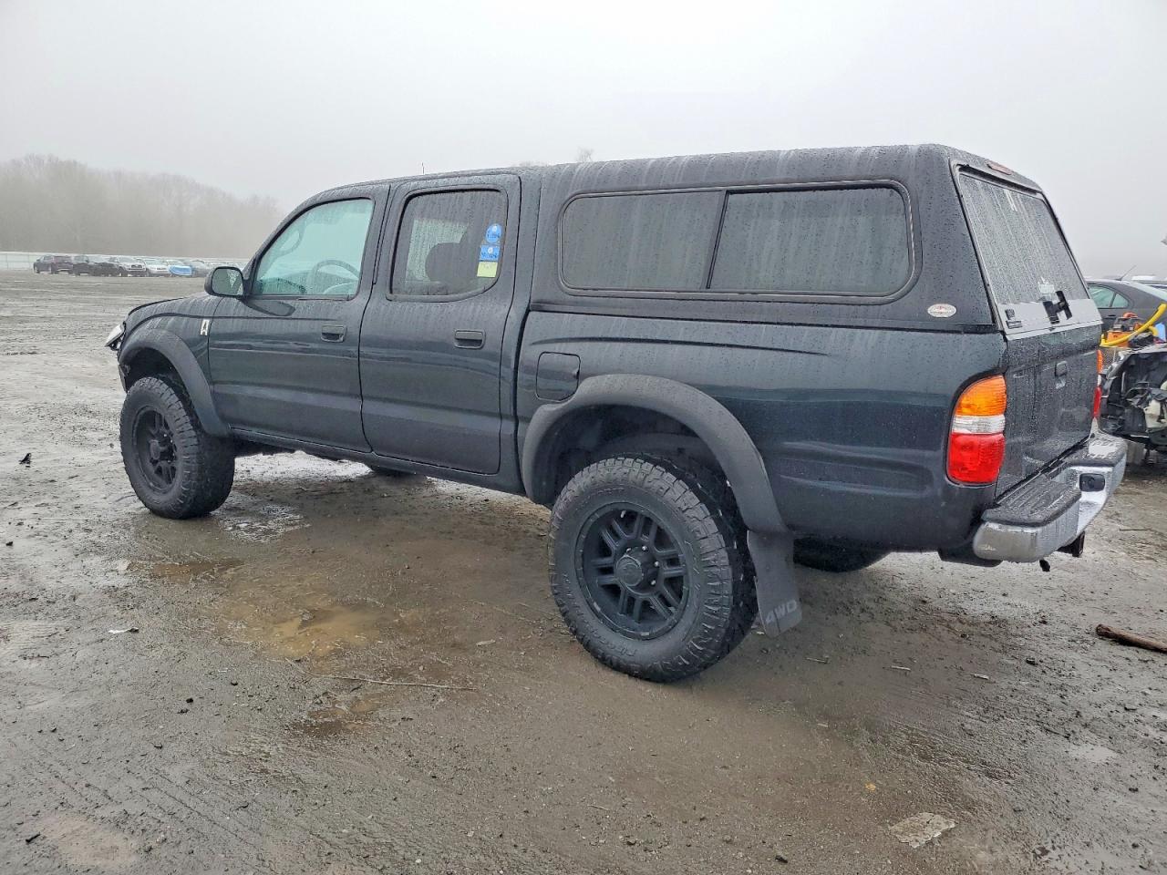 2002 TOYOTA TACOMA DOUBLE CAB photo 2