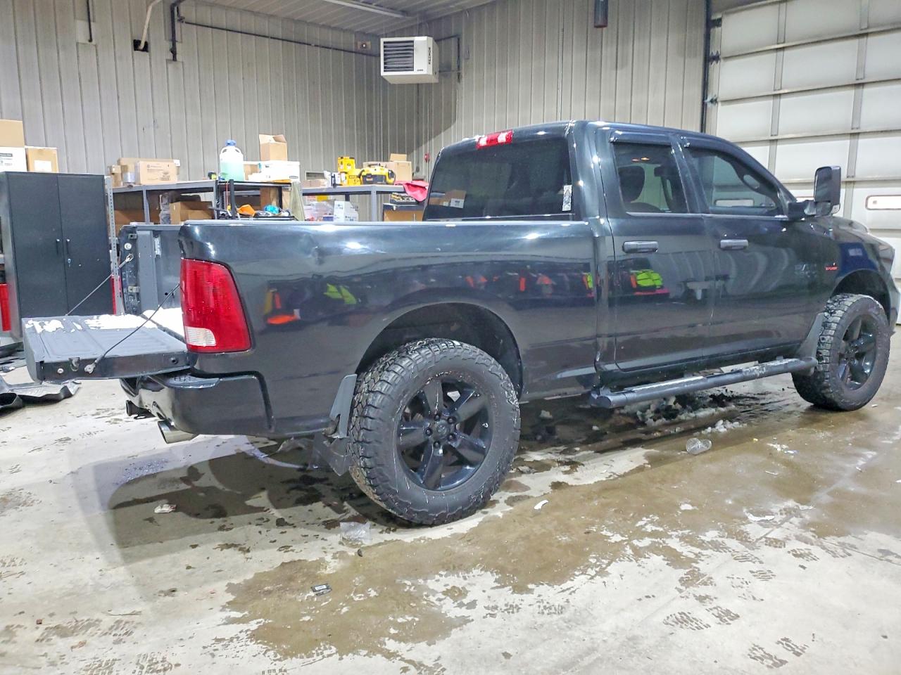 2016 RAM 1500 ST photo 3