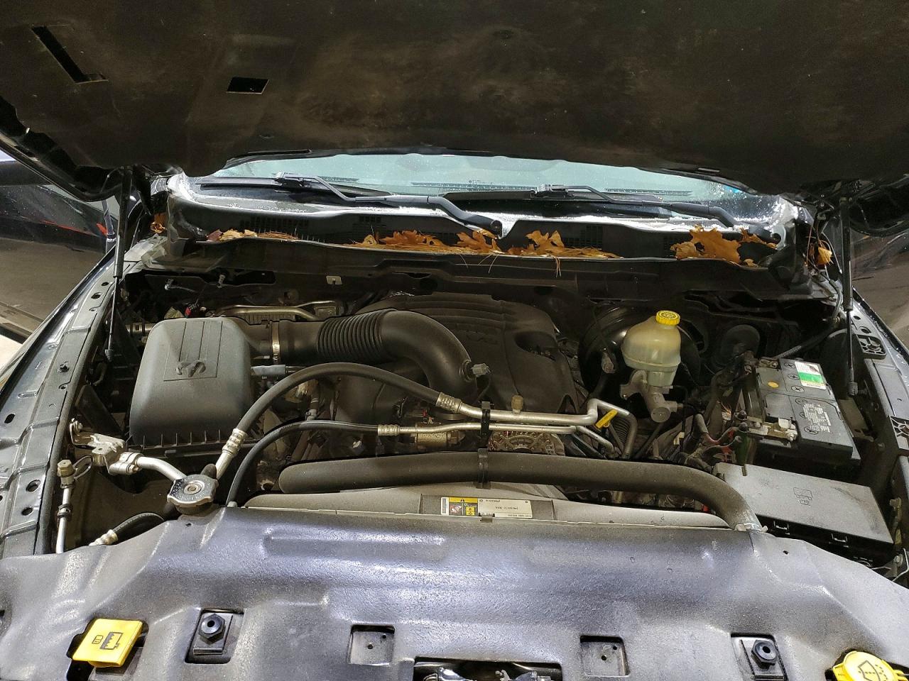 2016 RAM 1500 ST photo 11