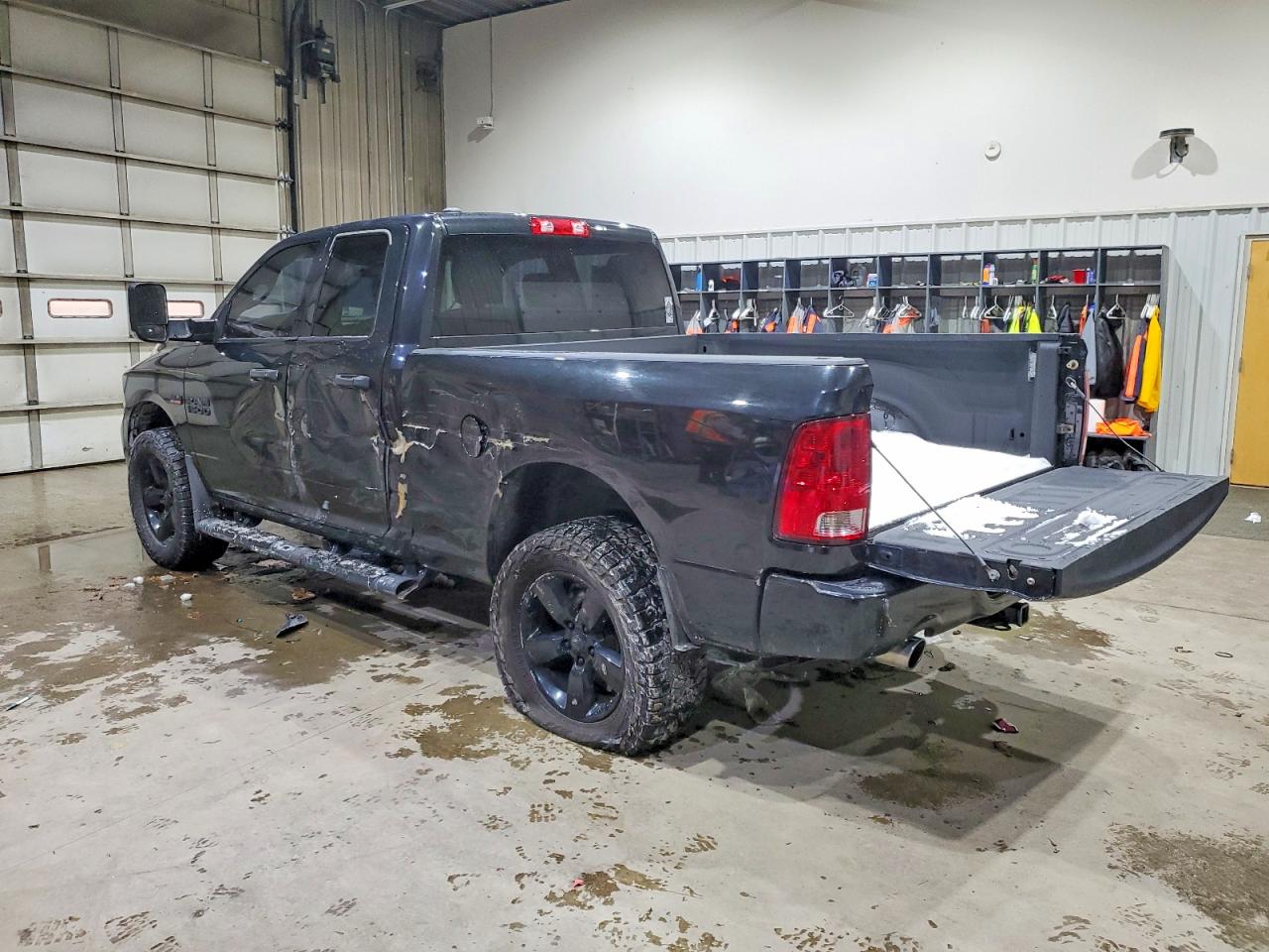 2016 RAM 1500 ST photo 2