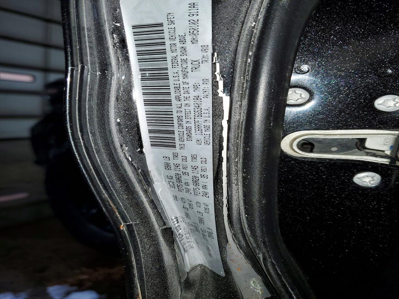 2016 RAM 1500 ST photo 12