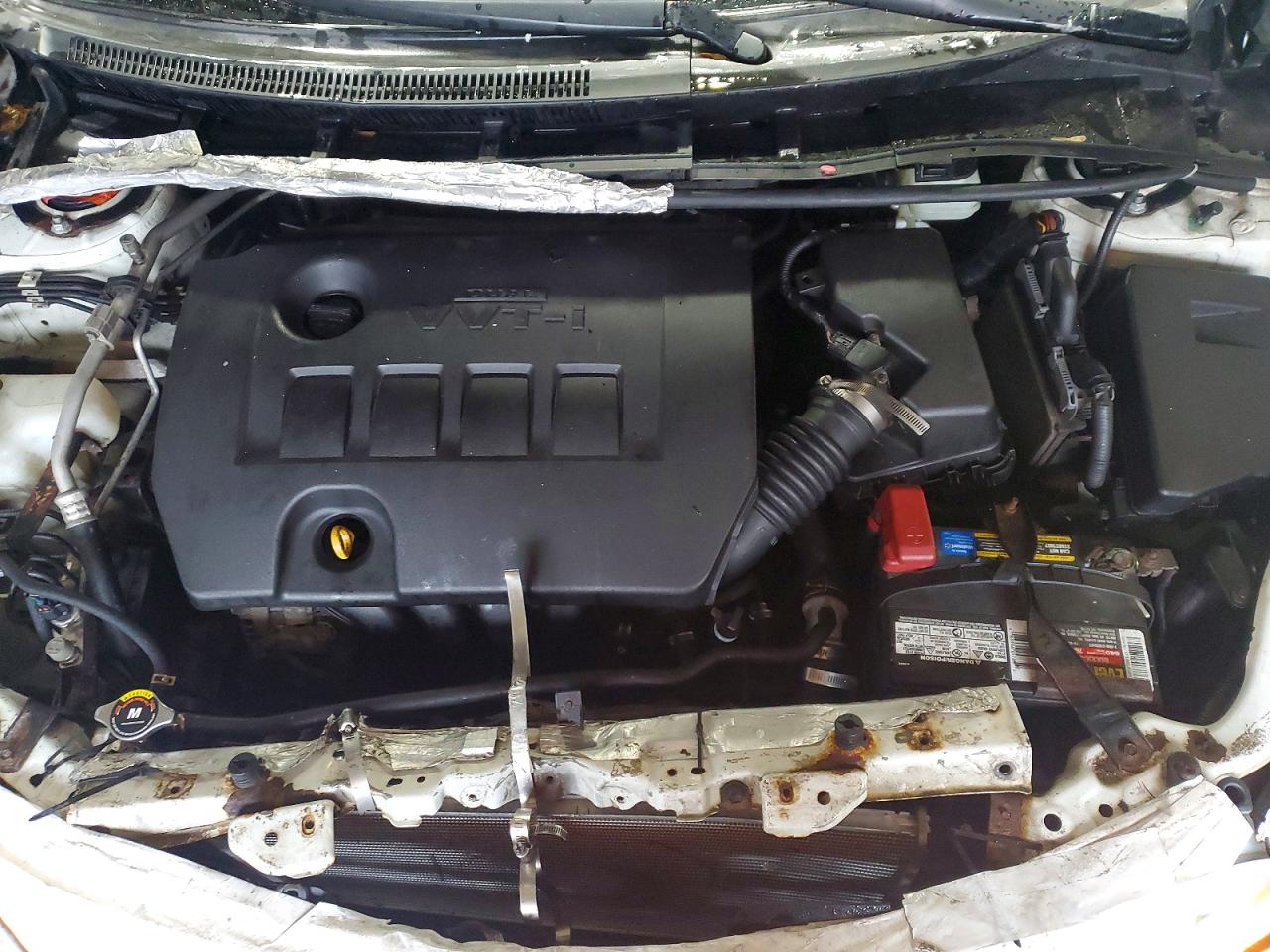 2011 TOYOTA COROLLA LE photo 11