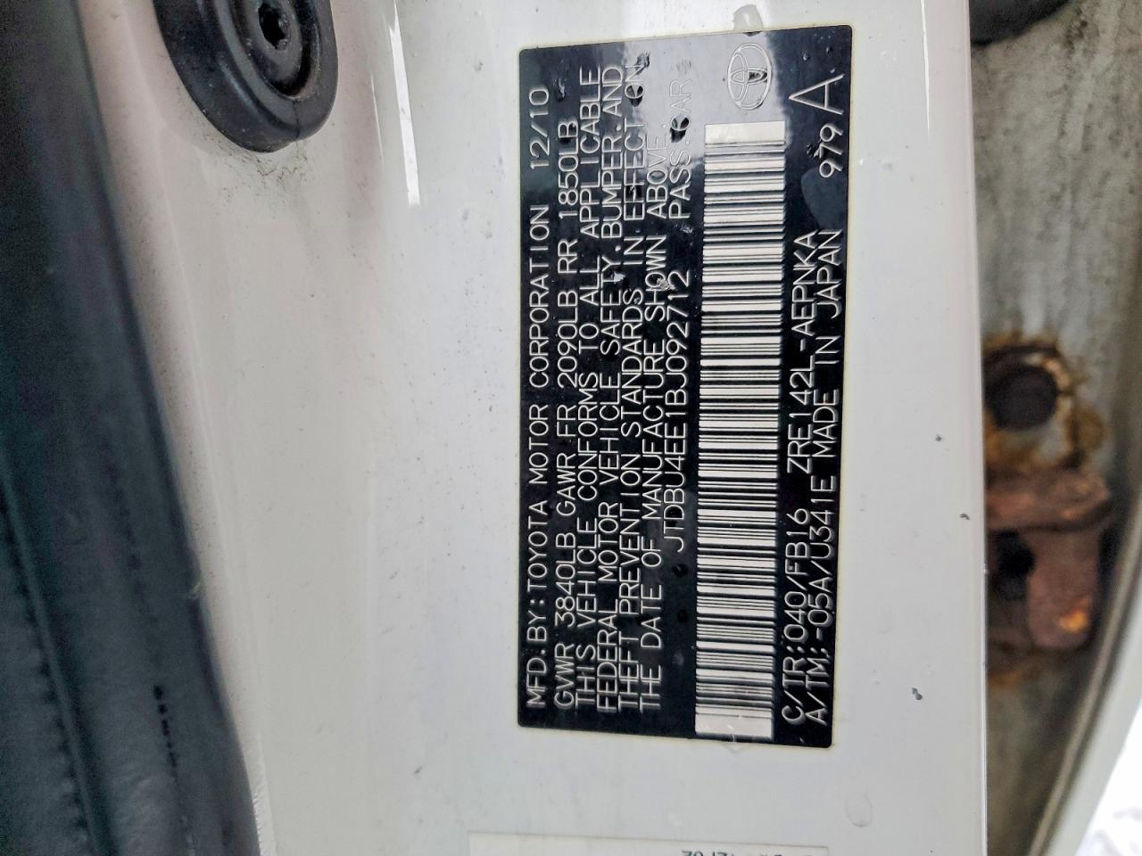 2011 TOYOTA COROLLA LE photo 12
