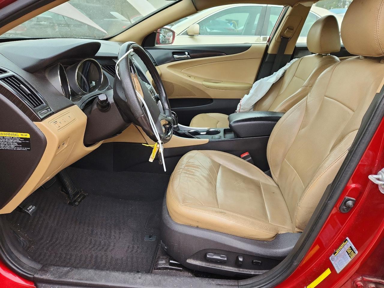 2013 HYUNDAI SONATA SE photo 7