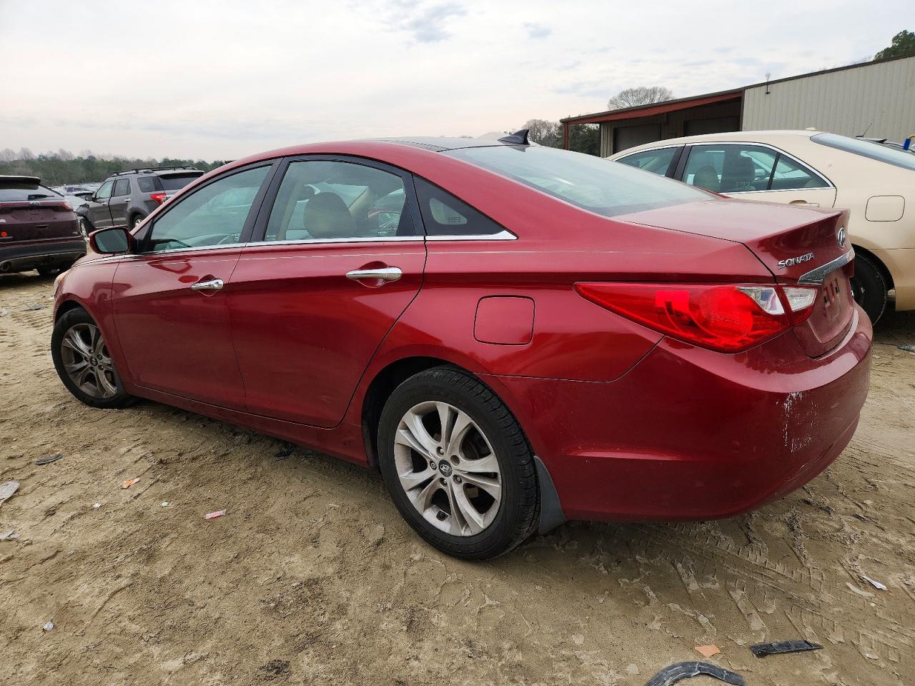 2013 HYUNDAI SONATA SE photo 2