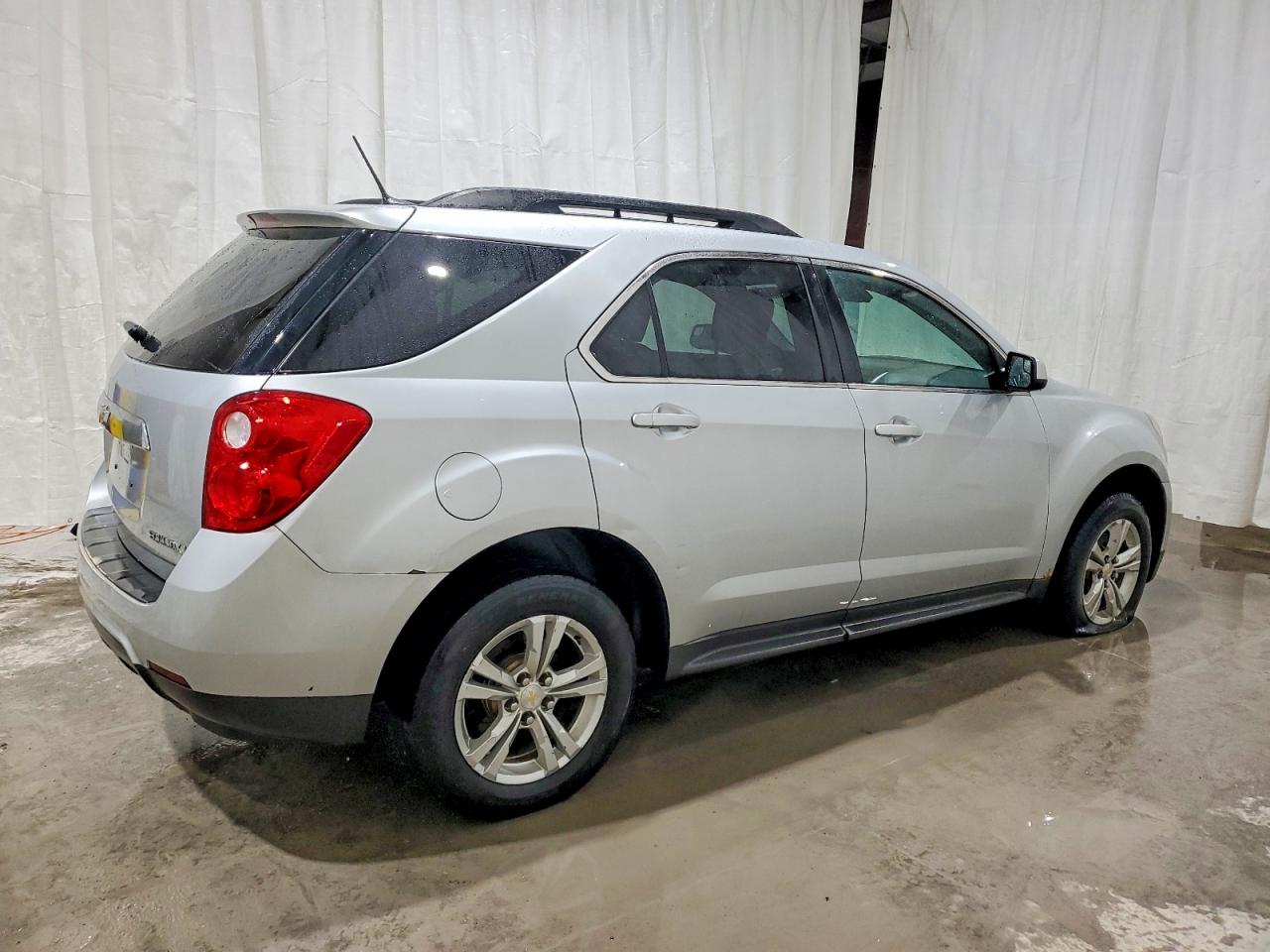 2014 CHEVROLET EQUINOX LT photo 3