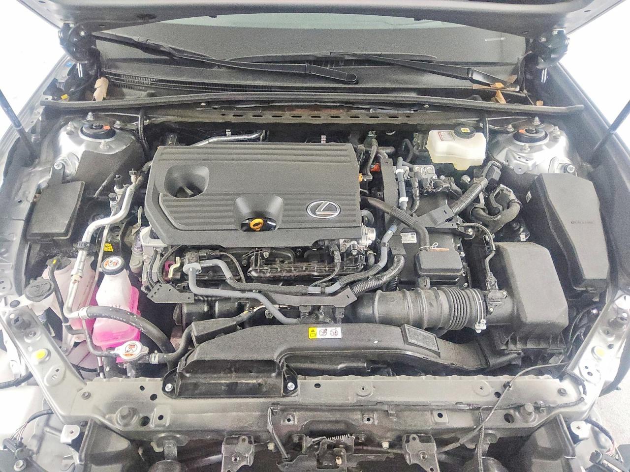 2025 LEXUS ES 300H BASE photo 11