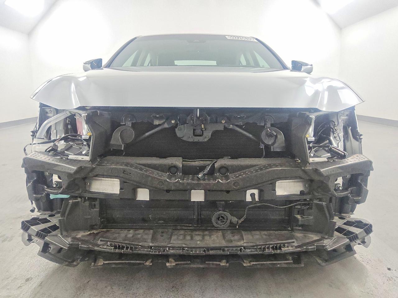 2025 LEXUS ES 300H BASE photo 5