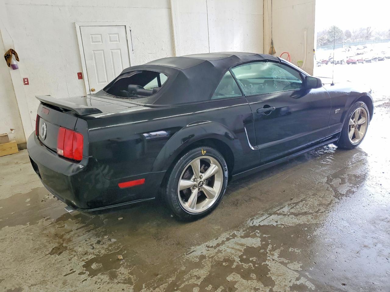 2006 FORD MUSTANG GT photo 3
