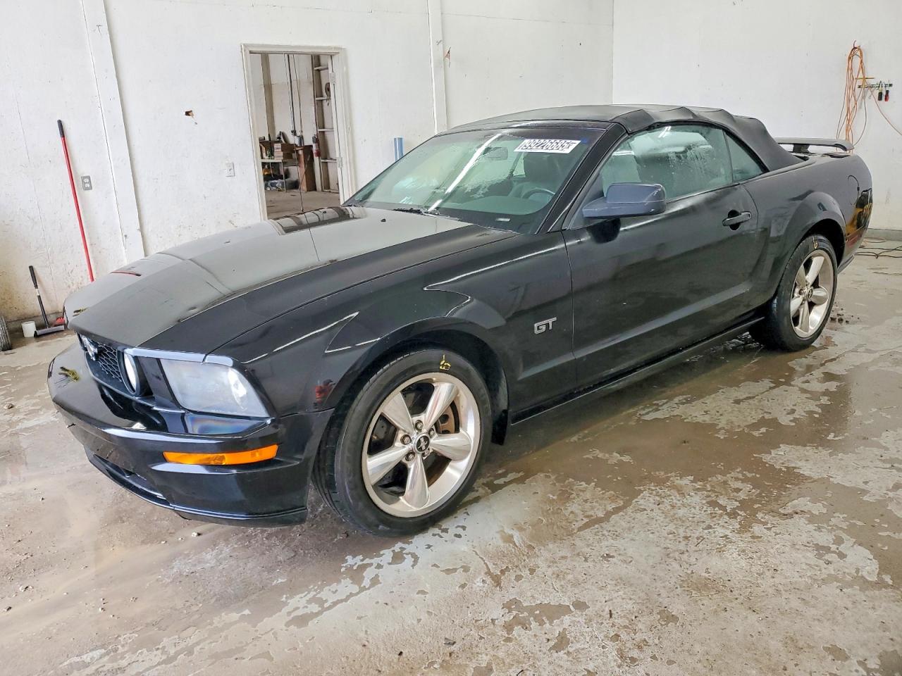 2006 FORD MUSTANG