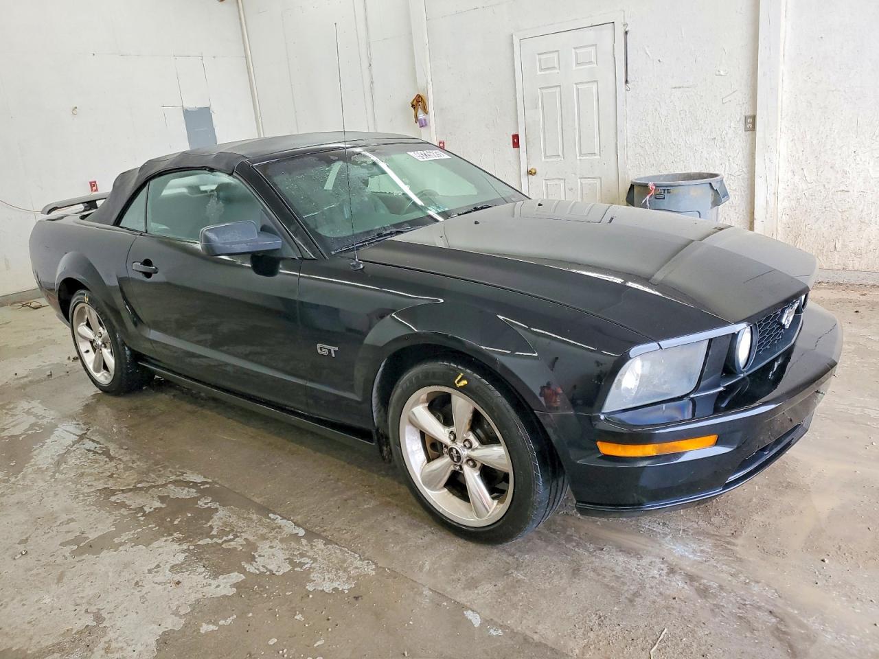 2006 FORD MUSTANG GT photo 4