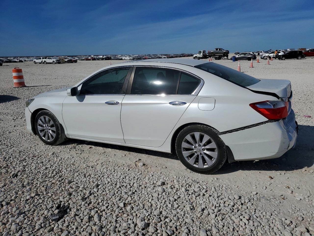 2014 HONDA ACCORD EX photo 2