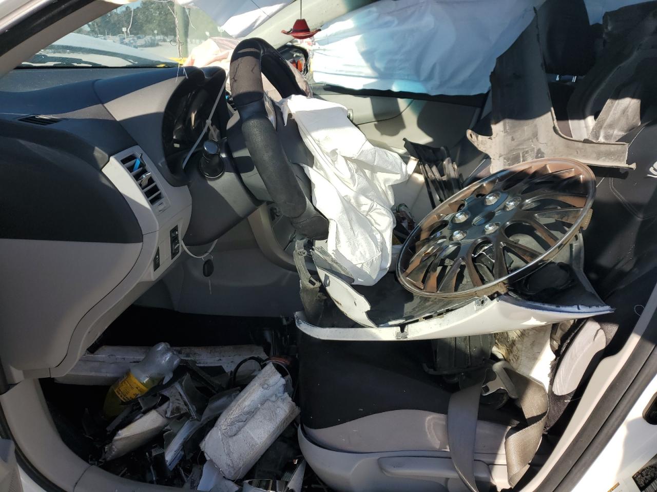 2011 TOYOTA COROLLA BASE photo 7