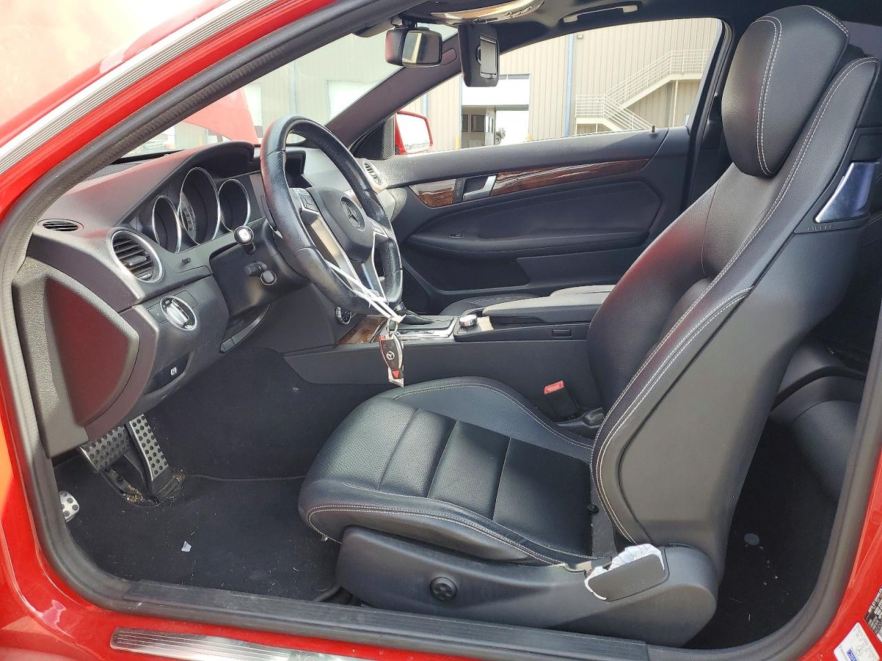2015 MERCEDES-BENZ C 250 photo 7