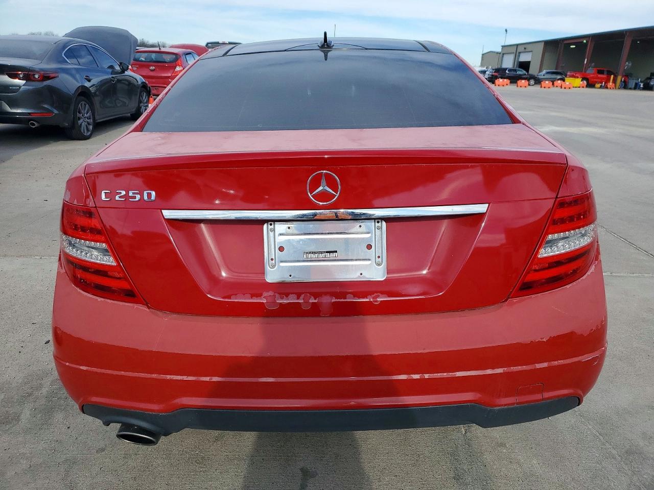 2015 MERCEDES-BENZ C 250 photo 6