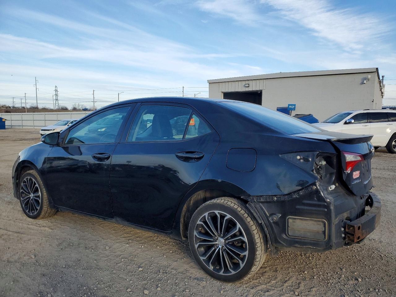 2014 TOYOTA COROLLA L photo 2