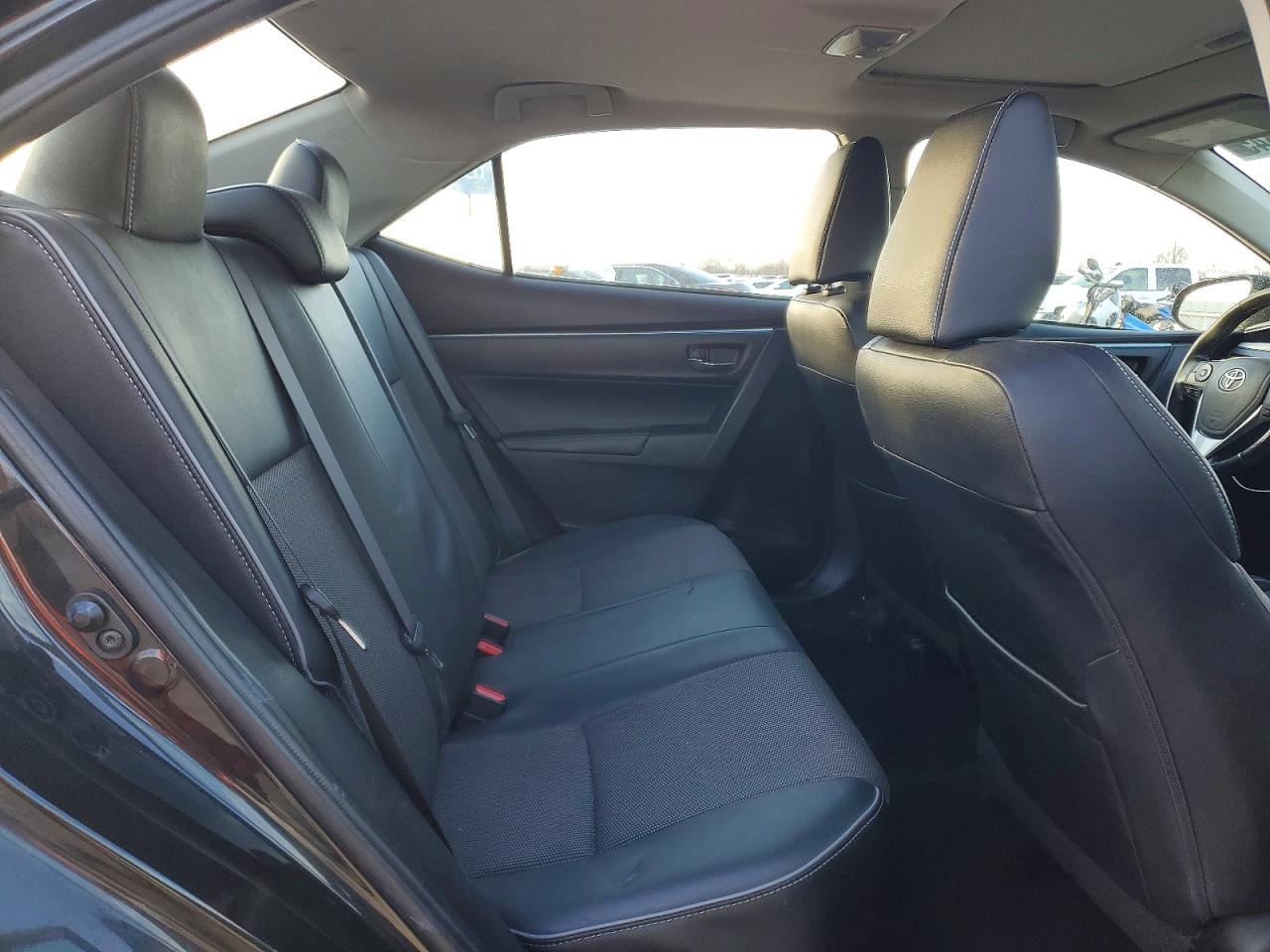 2014 TOYOTA COROLLA L photo 10