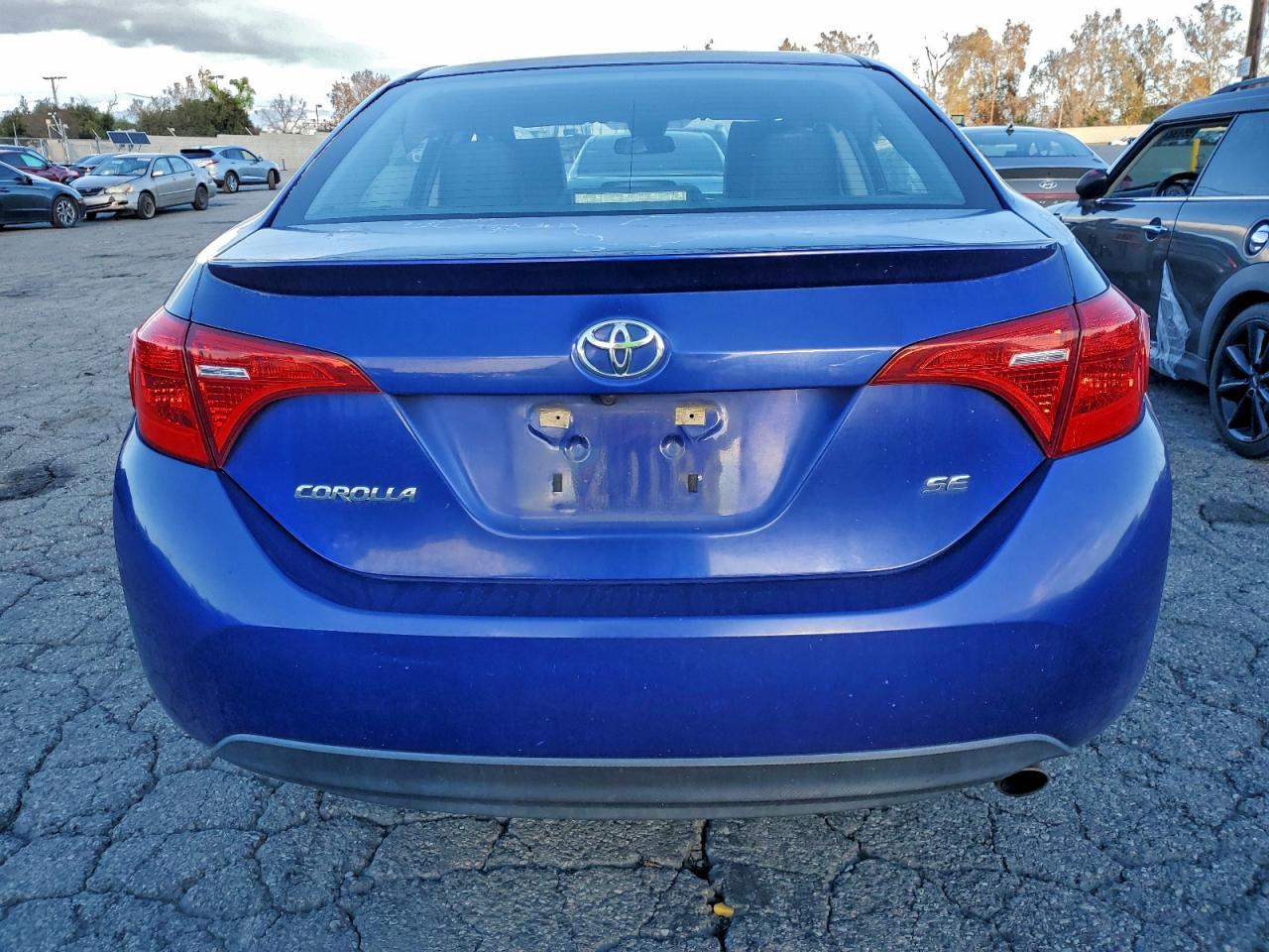 2017 TOYOTA COROLLA L photo 11