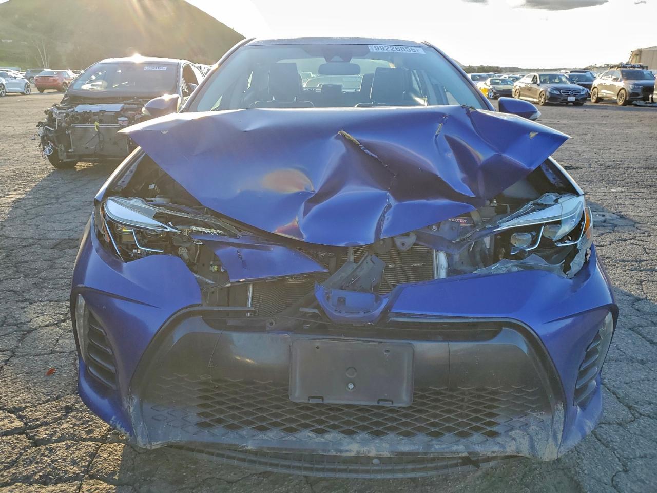 2017 TOYOTA COROLLA L photo 9
