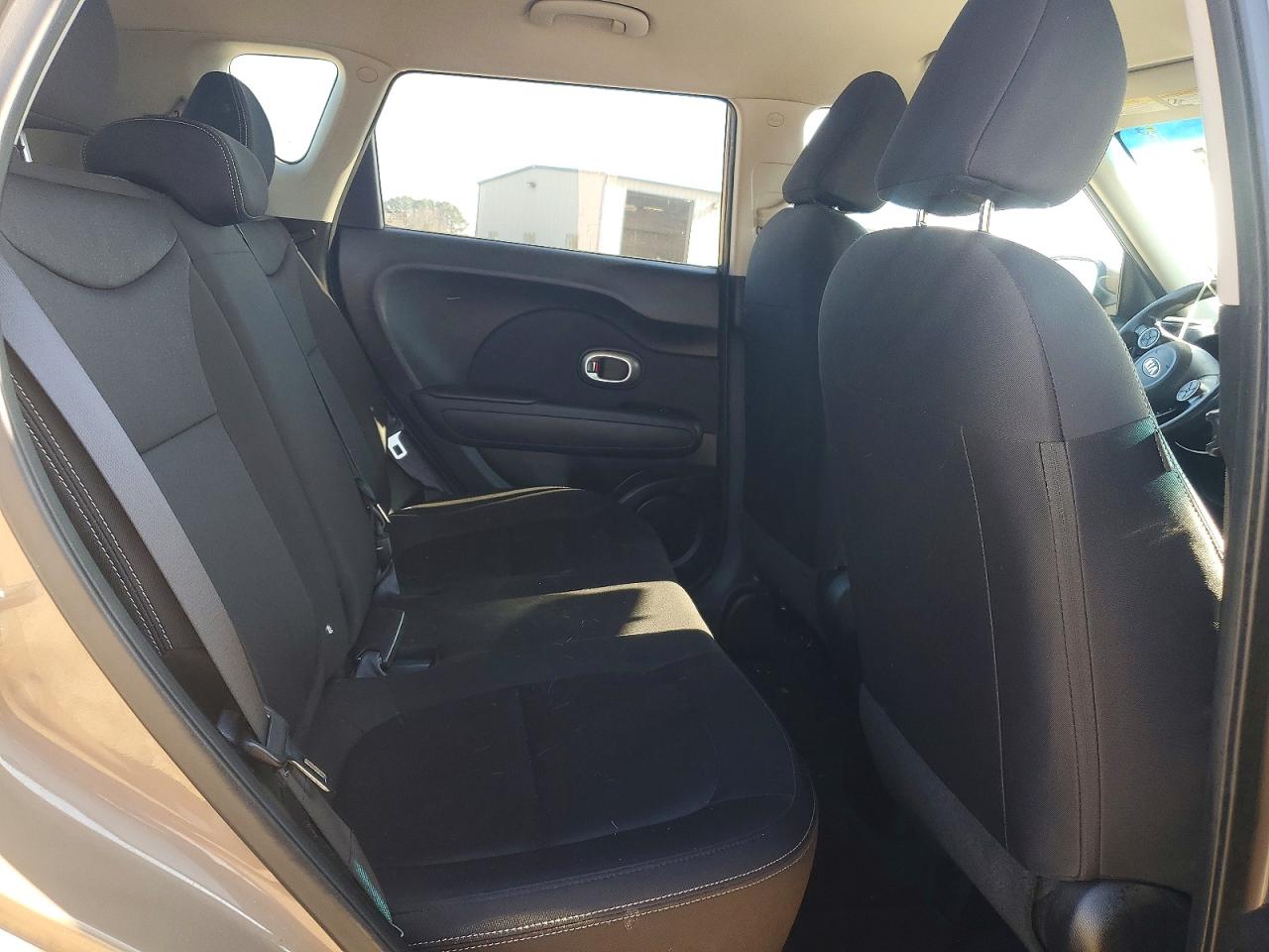 2016 KIA SOUL photo 11