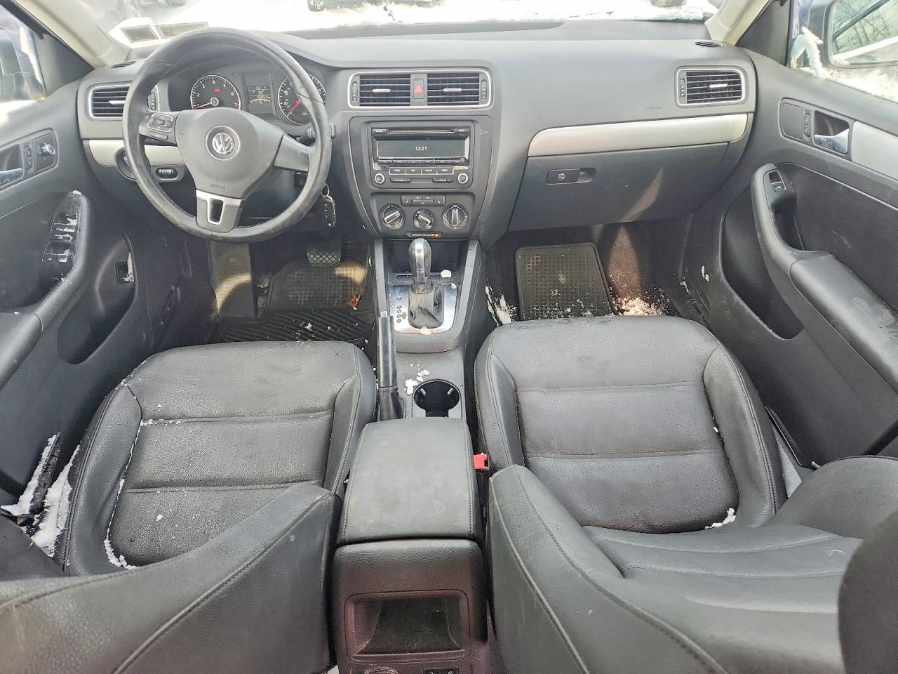 2013 VOLKSWAGEN JETTA SE photo 8
