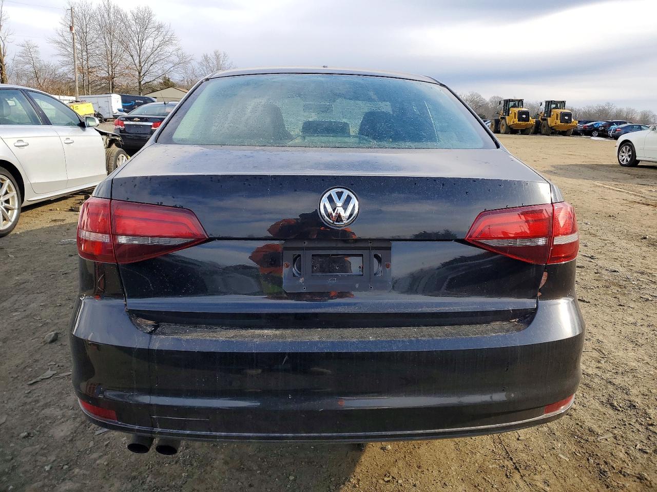 2017 VOLKSWAGEN JETTA S photo 6