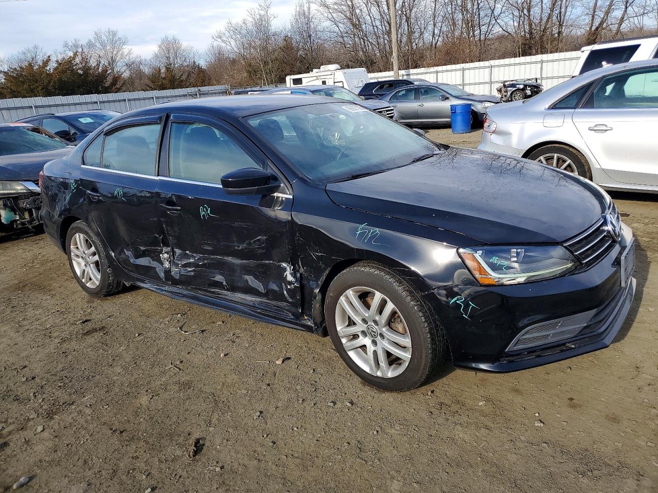 2017 VOLKSWAGEN JETTA S photo 4