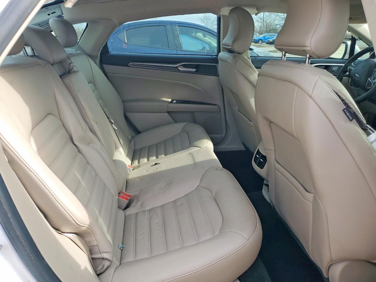 2017 FORD FUSION SE photo 10