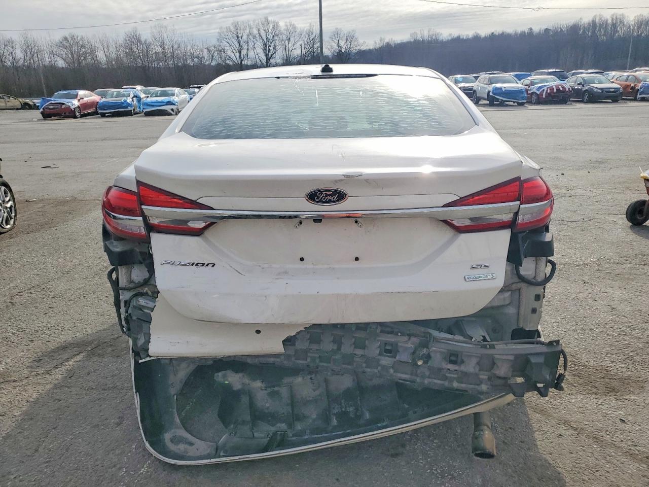 2017 FORD FUSION SE photo 6