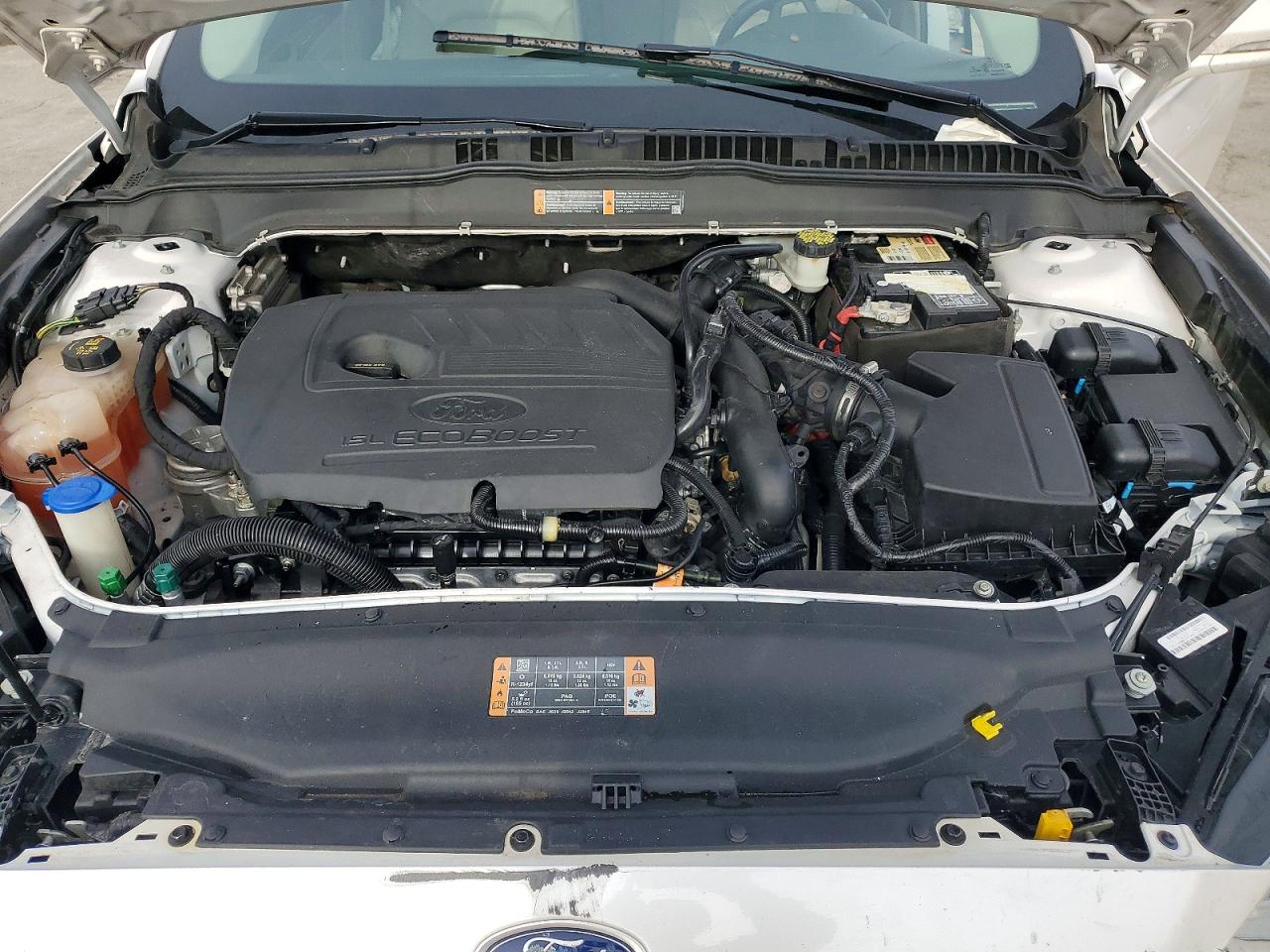 2017 FORD FUSION SE photo 11