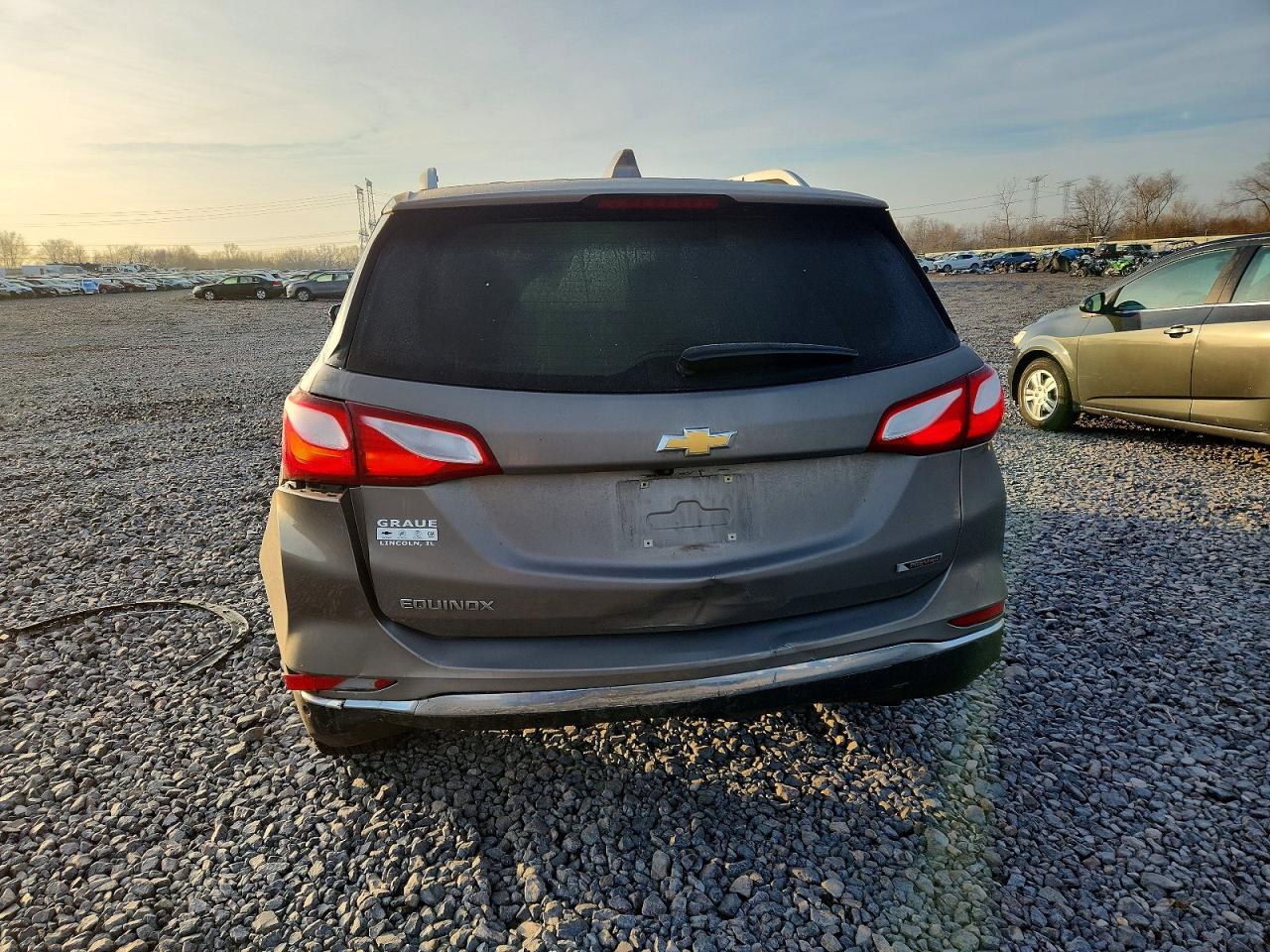 2018 CHEVROLET EQUINOX PREMIER photo 6