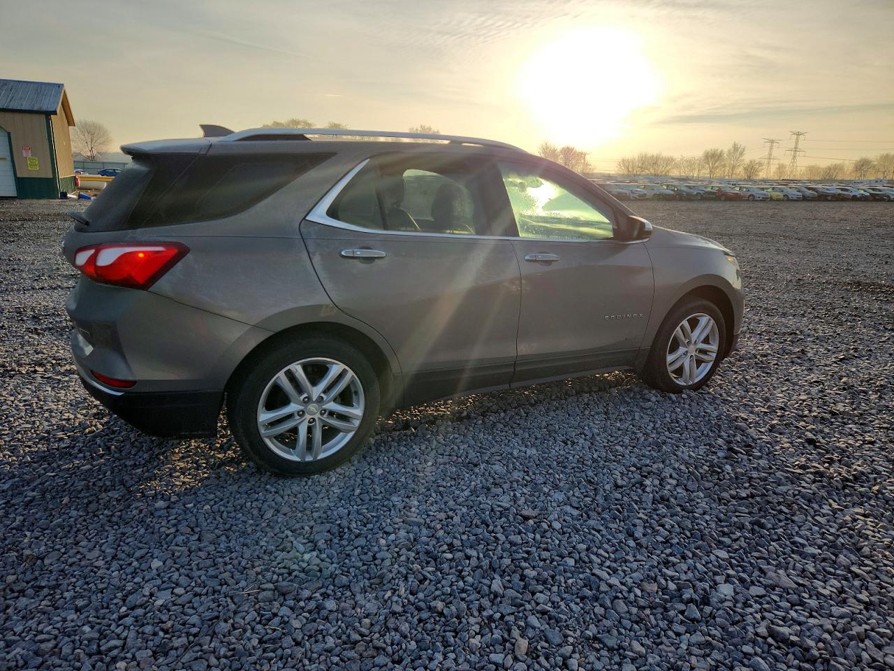 2018 CHEVROLET EQUINOX PREMIER photo 3