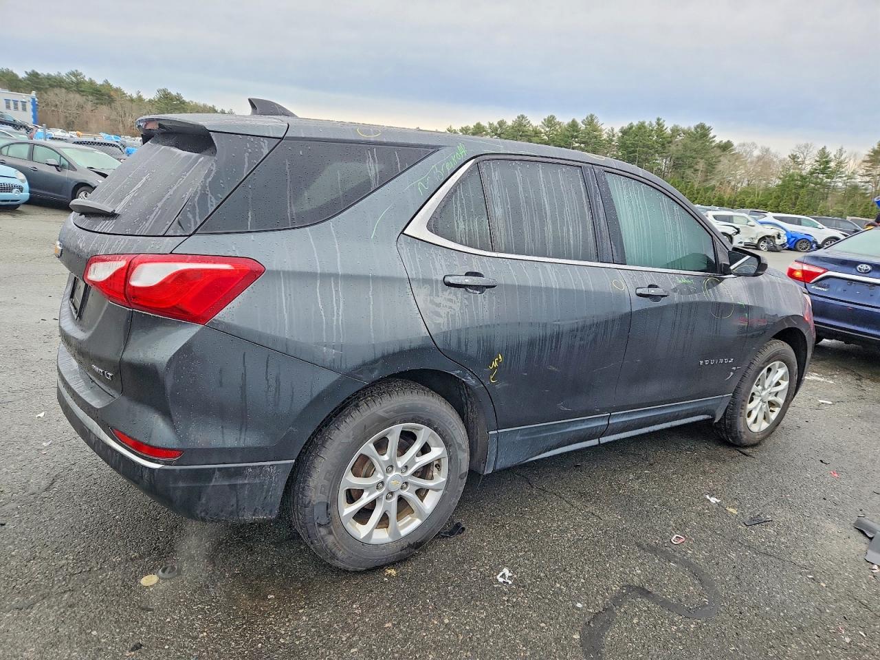 2018 CHEVROLET EQUINOX LT photo 3