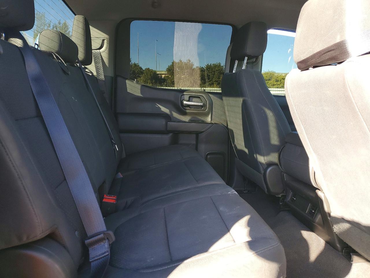2019 CHEVROLET SILVERADO C1500 CUSTOM photo 19
