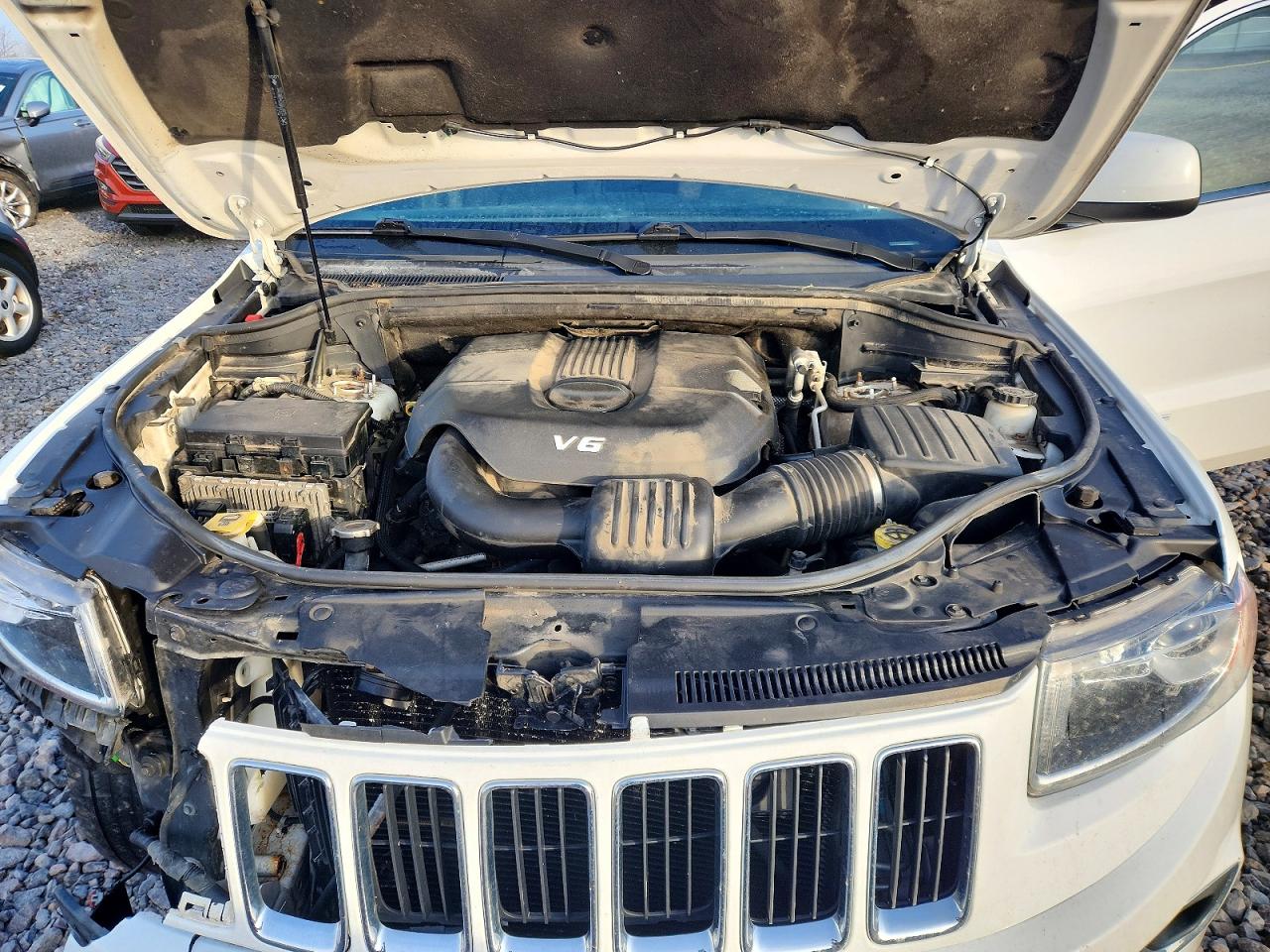 2014 JEEP GRAND CHEROKEE LAREDO photo 11