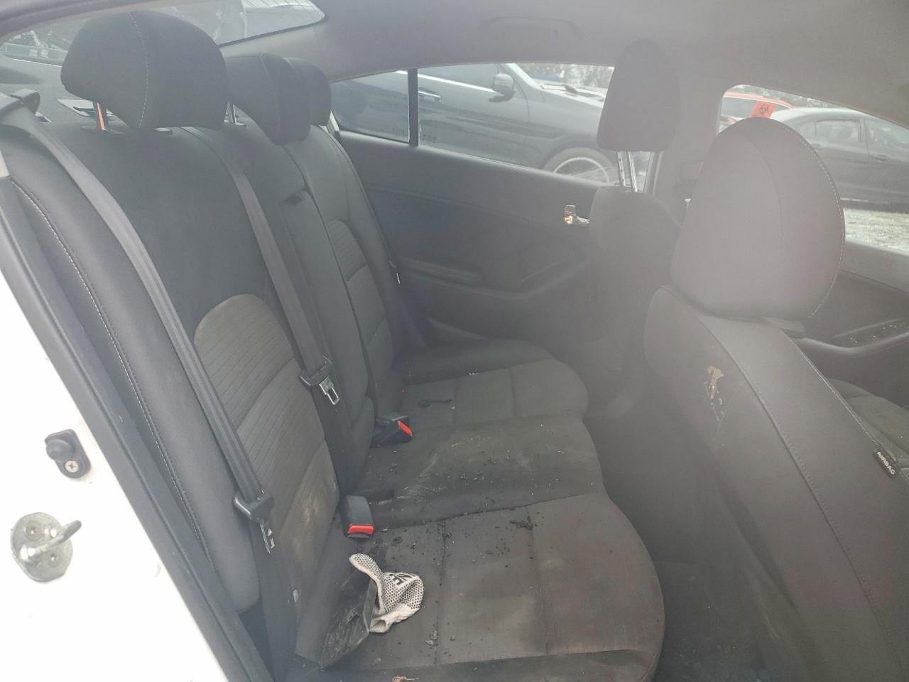 2015 KIA FORTE LX photo 10