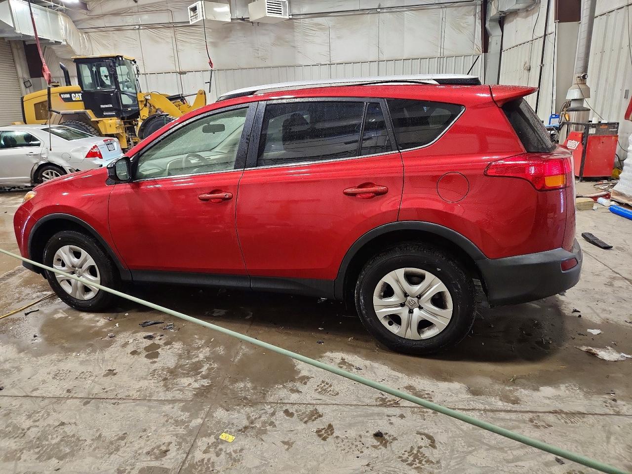2013 TOYOTA RAV4 LE photo 2