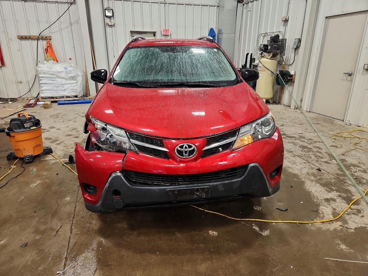 2013 TOYOTA RAV4 LE photo 5