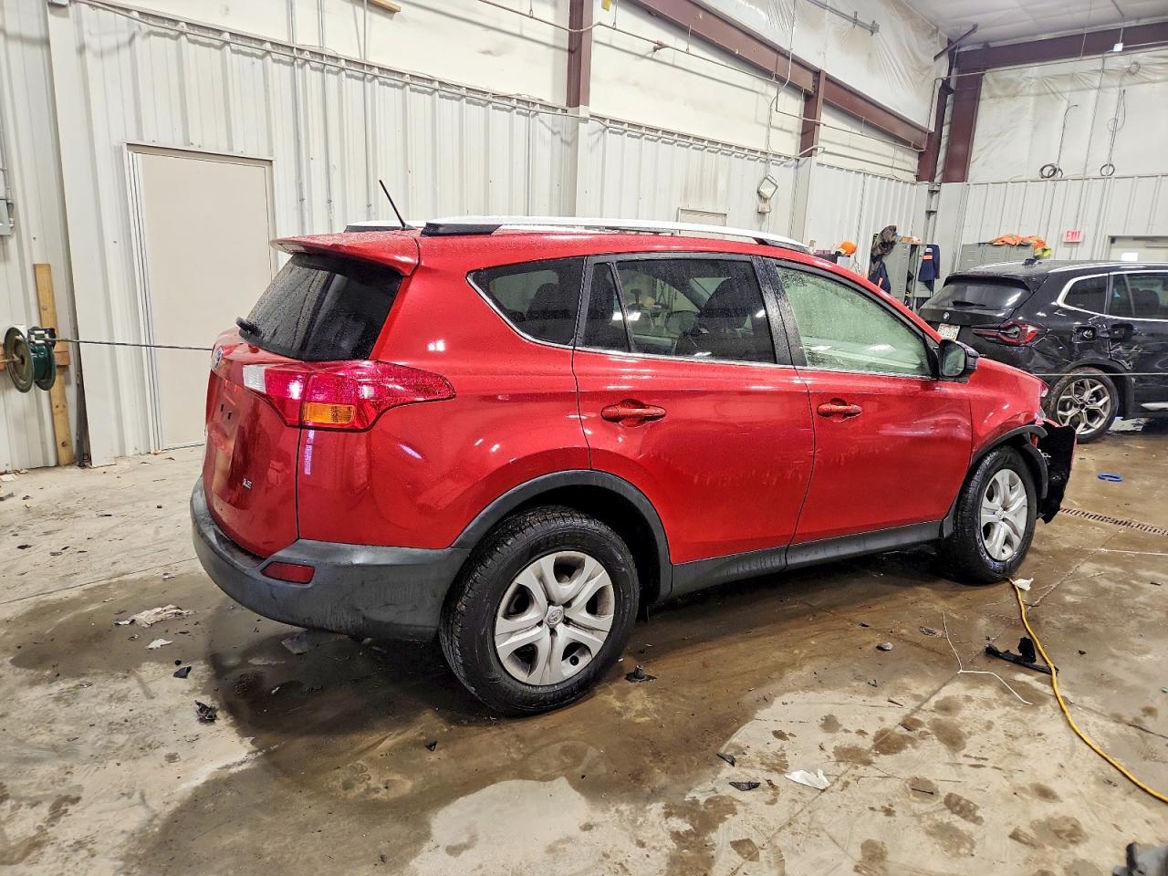 2013 TOYOTA RAV4 LE photo 3