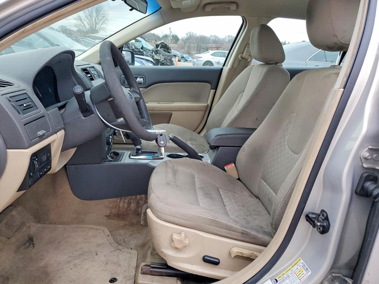 2010 FORD FUSION SE photo 7