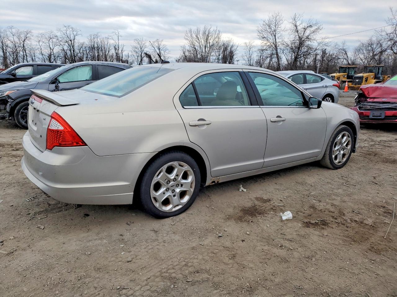 2010 FORD FUSION SE photo 3