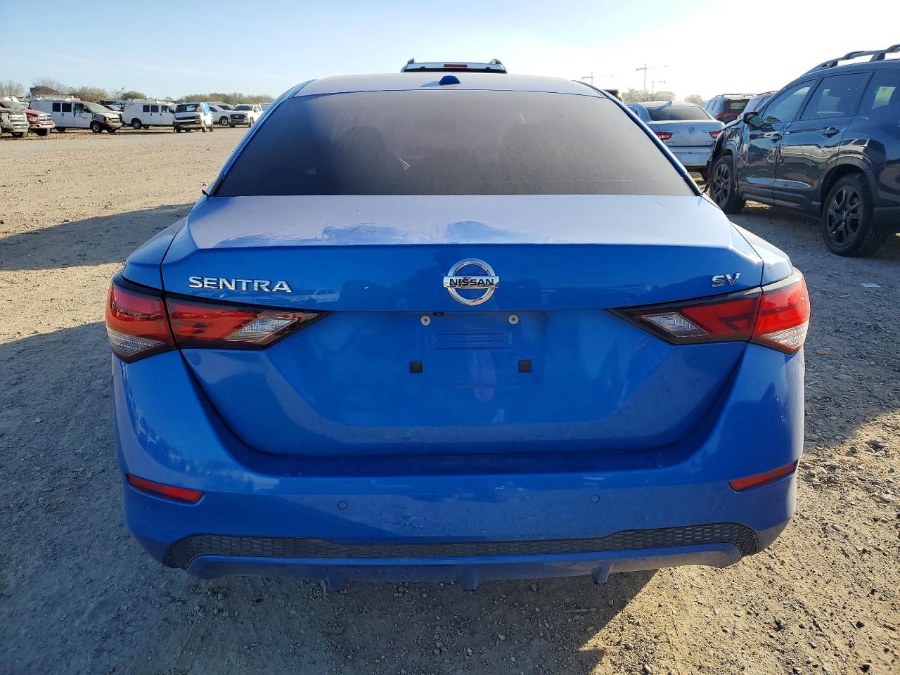 2022 NISSAN SENTRA SV photo 6