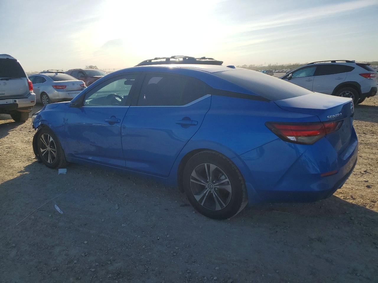2022 NISSAN SENTRA SV photo 2