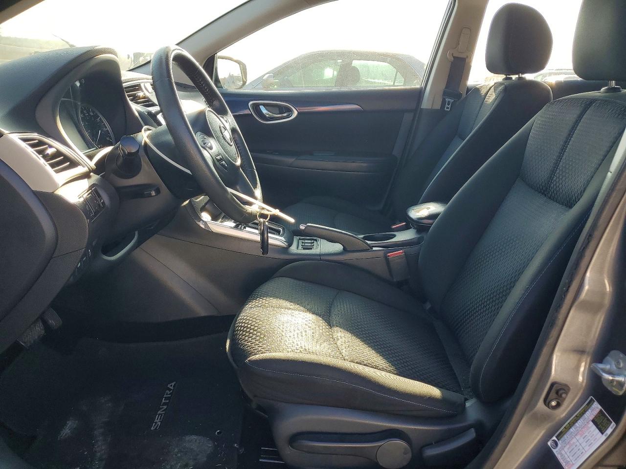 2016 NISSAN SENTRA S photo 7
