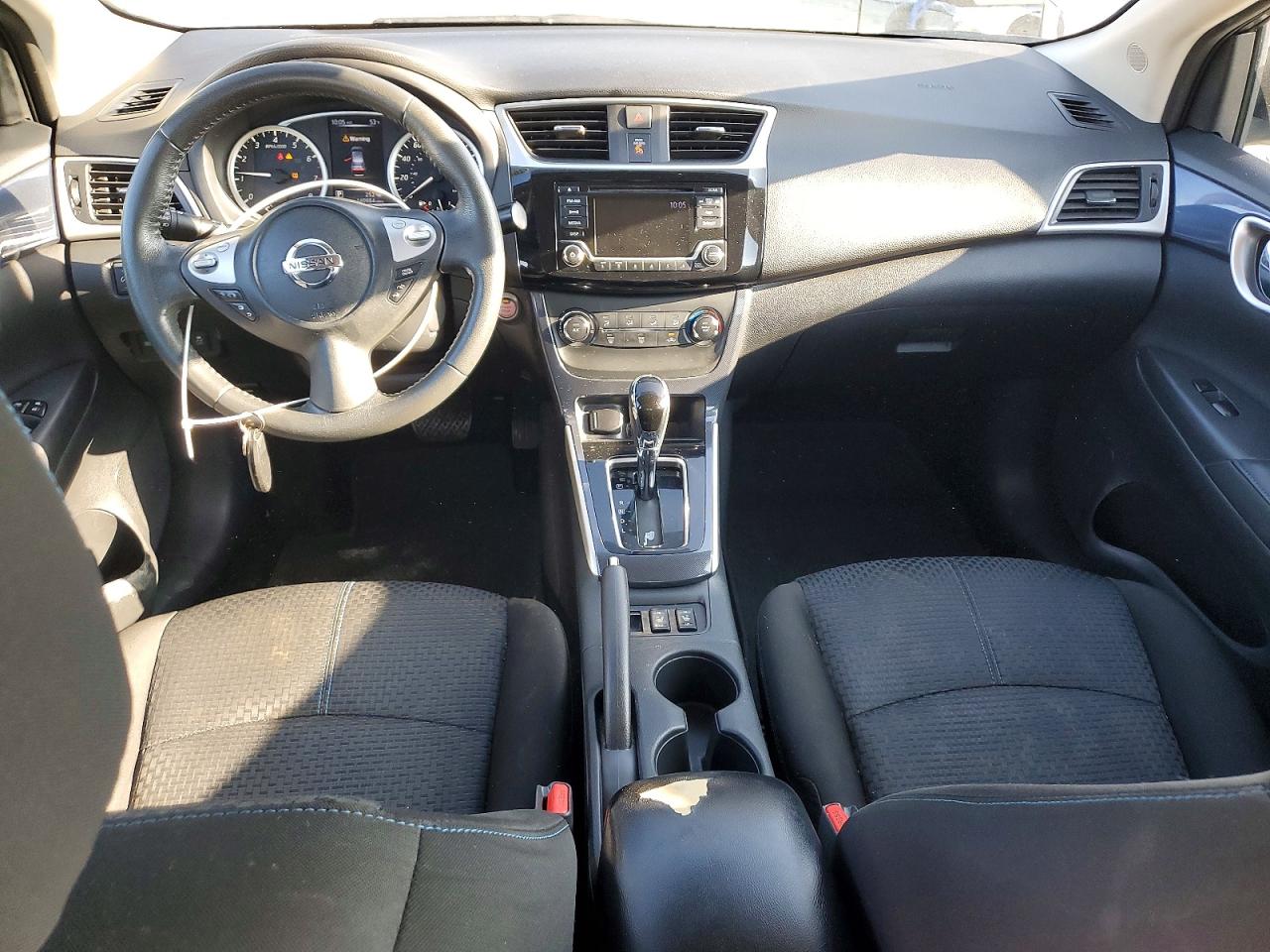 2016 NISSAN SENTRA S photo 8