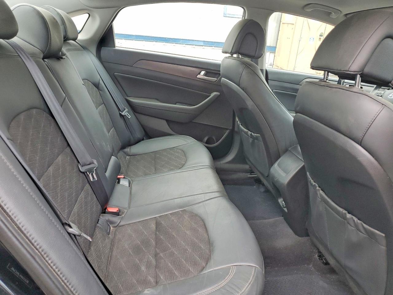 2017 HYUNDAI SONATA SPORT photo 10