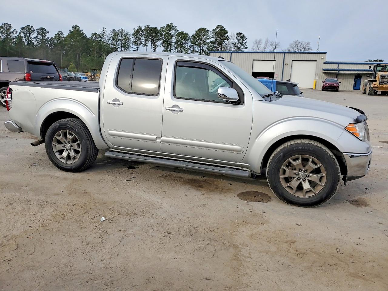 2019 NISSAN FRONTIER S photo 4