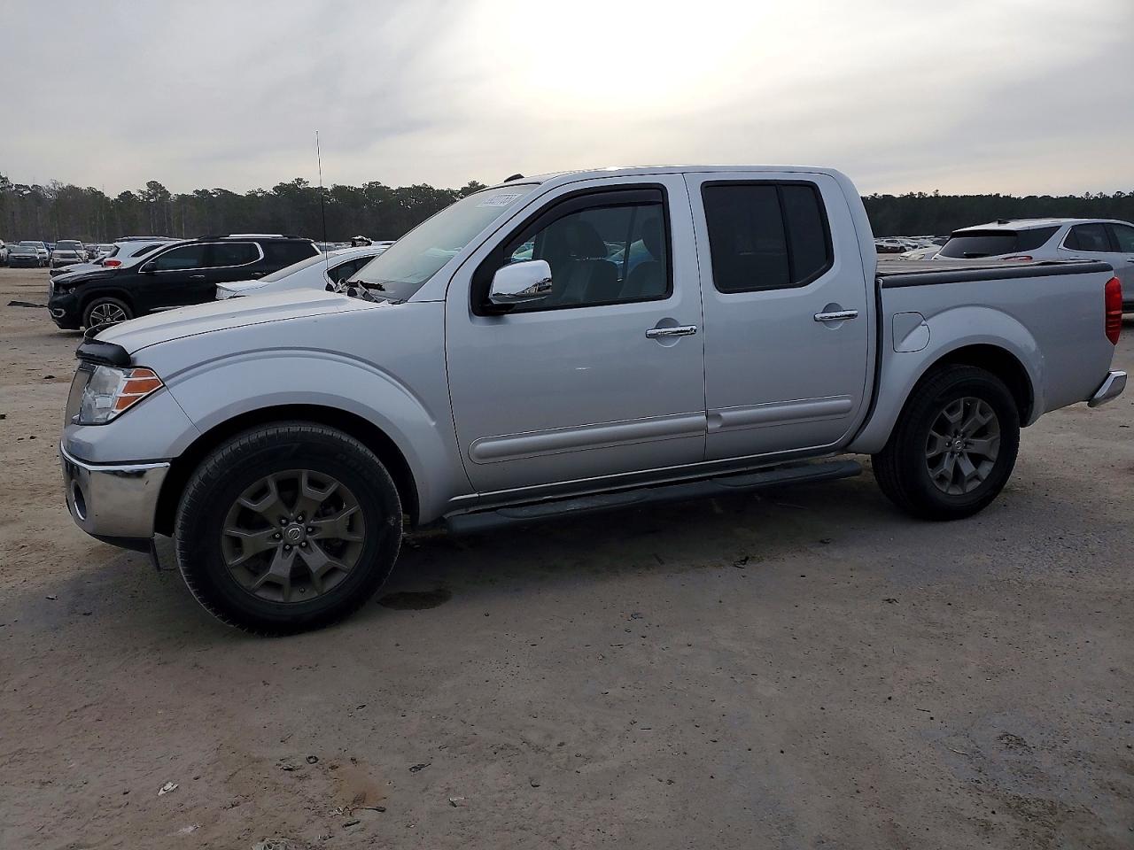 2019 NISSAN FRONTIER