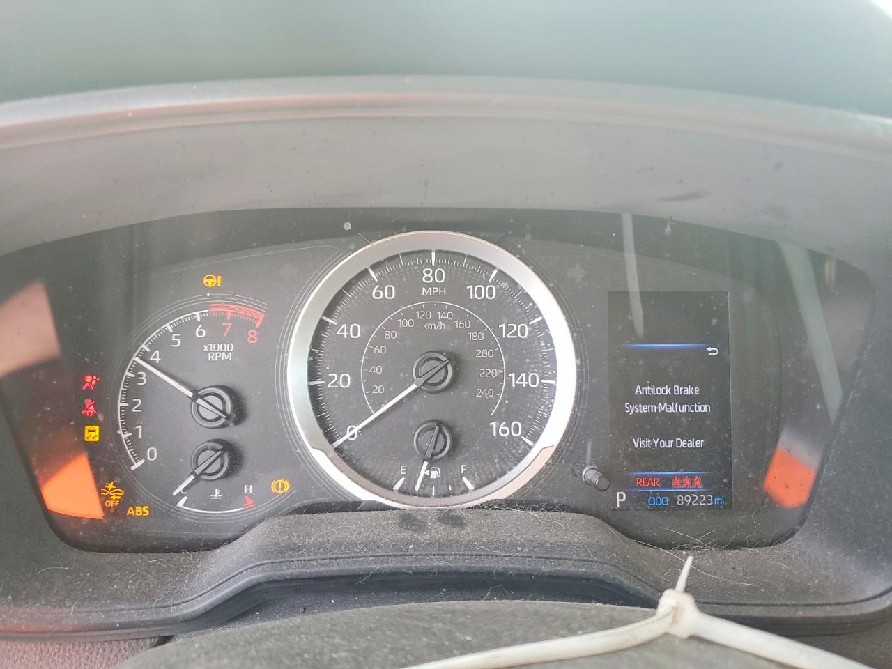 2020 TOYOTA COROLLA LE photo 9
